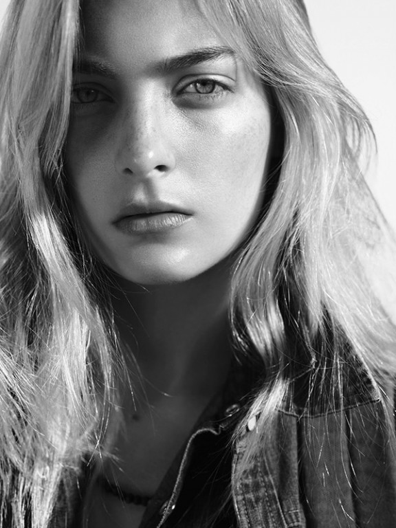 Ophelie Rupp & Lena Hardt – Richard Bush – i-D Magazine – Winter 2012 ...